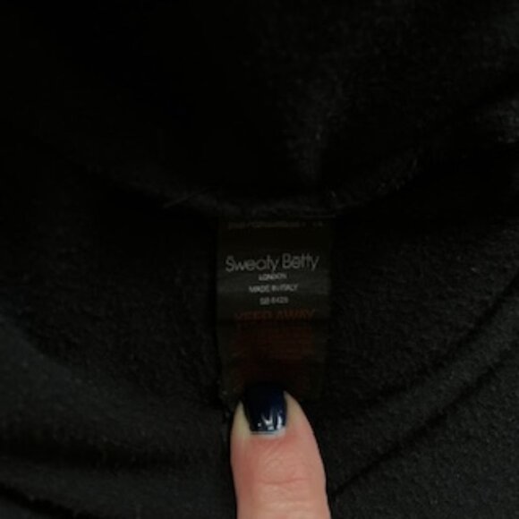 Sweaty Betty Escape Luxe Fleece Hoodie in Black - Large - Picture 11 of 14